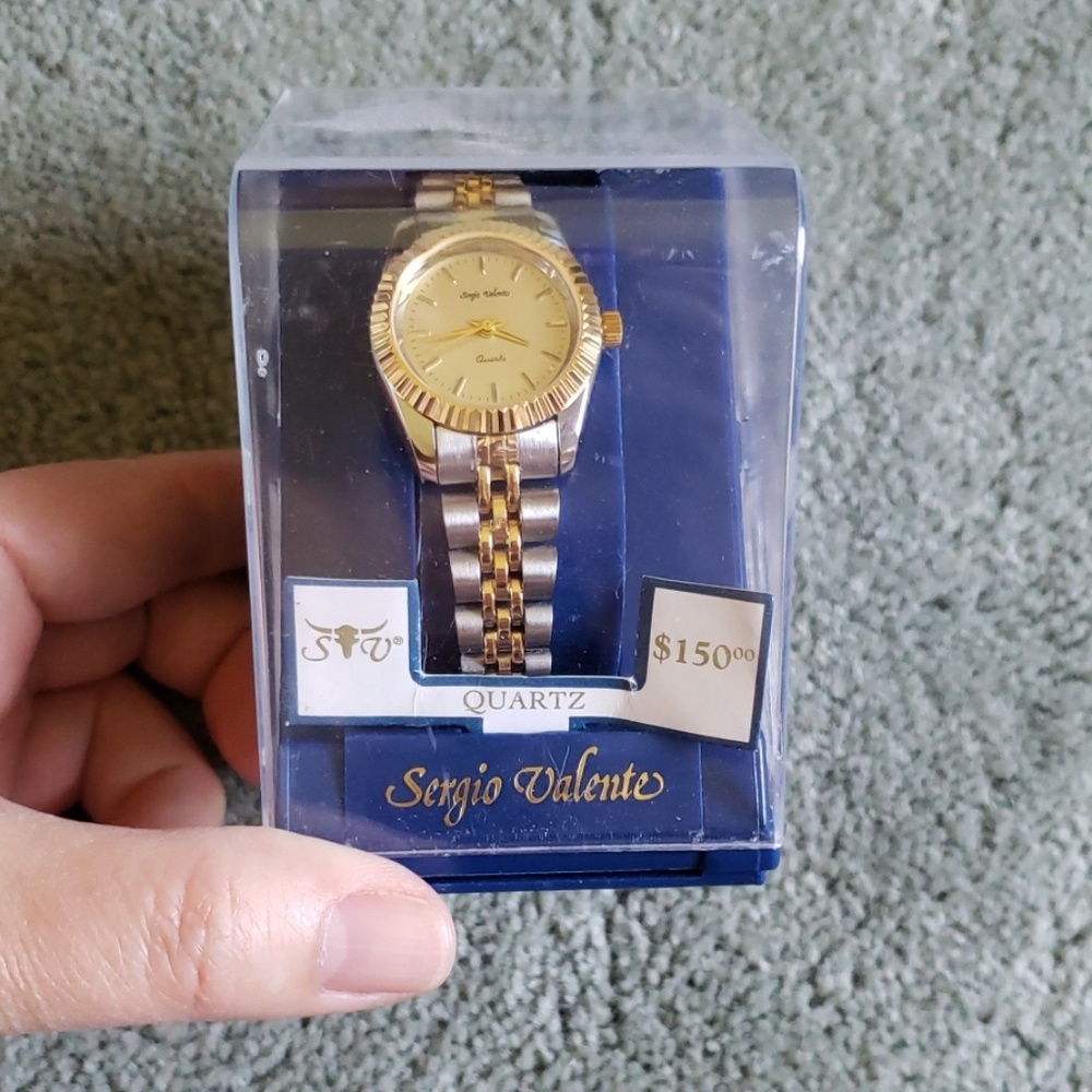 NIB Sergio Valente silver/gold watch